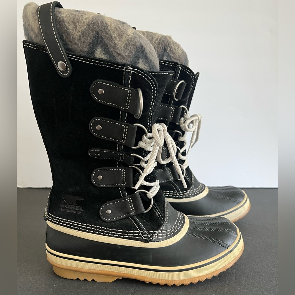 Sorel Womenβs Joan of Arctic Knit II Snow Black Boots, 8